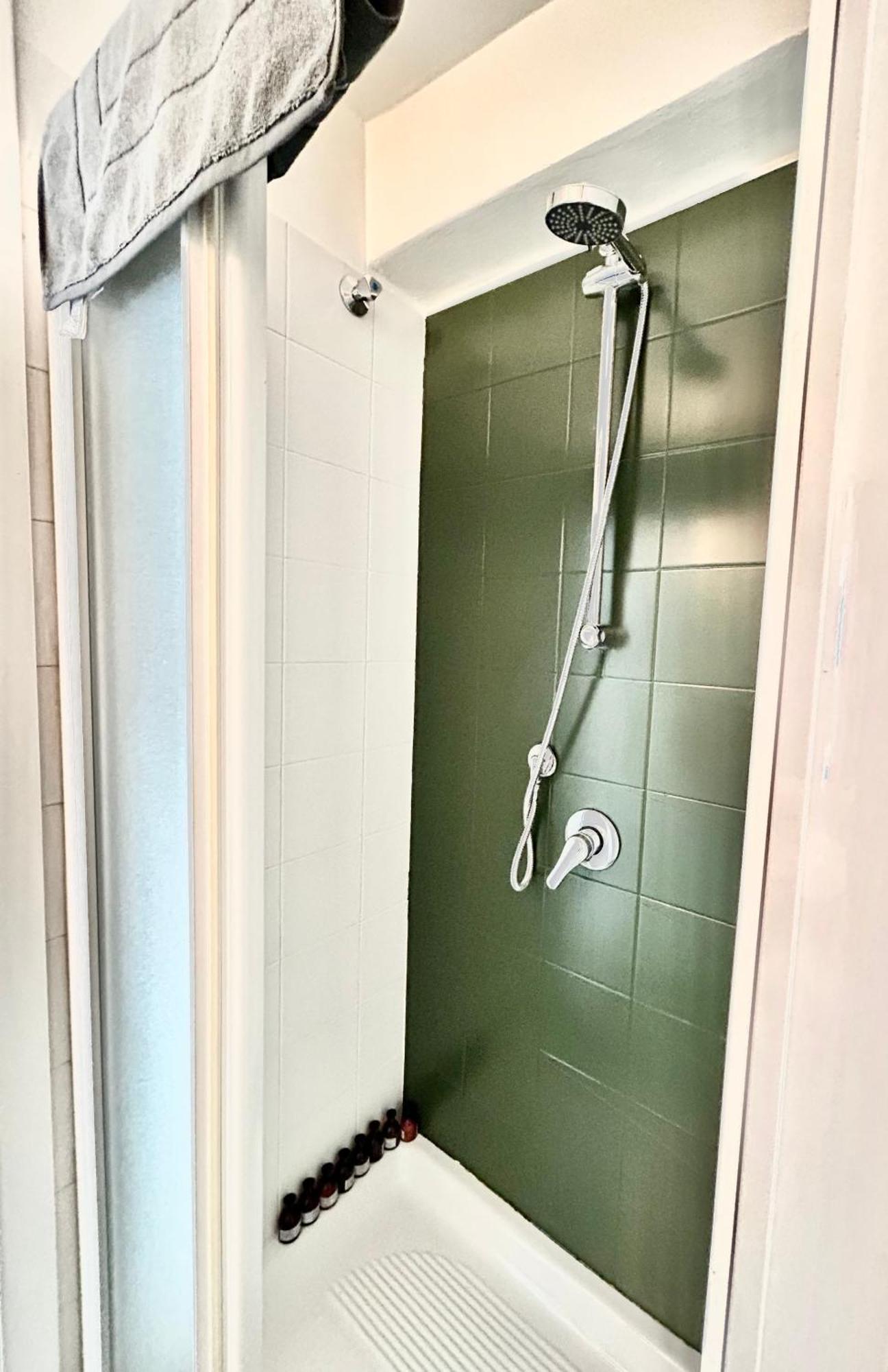 Design E Comfort, Metro 8min A Piedi, Air Conditioning, Wifi *